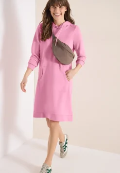 Knielanges Kleid mit Kapuze