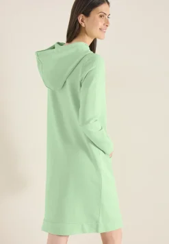 Knielanges Kleid mit Kapuze