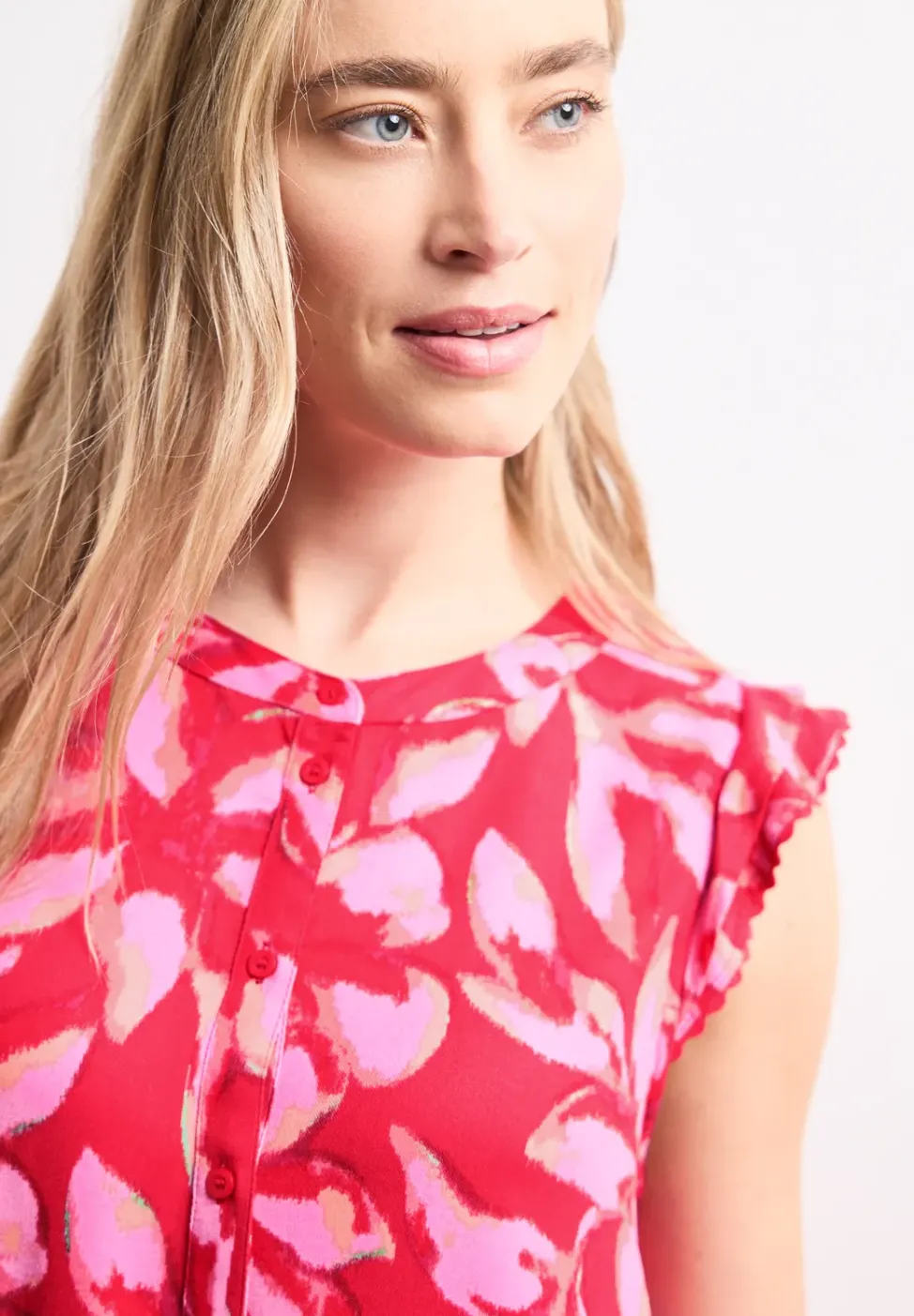 Knielanges Kleid mit Knopfleiste