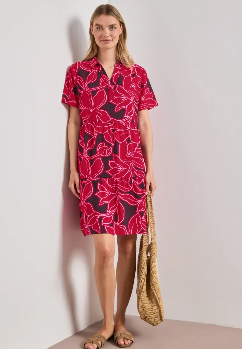 Knielanges Kleid mit Kurzarm und Print