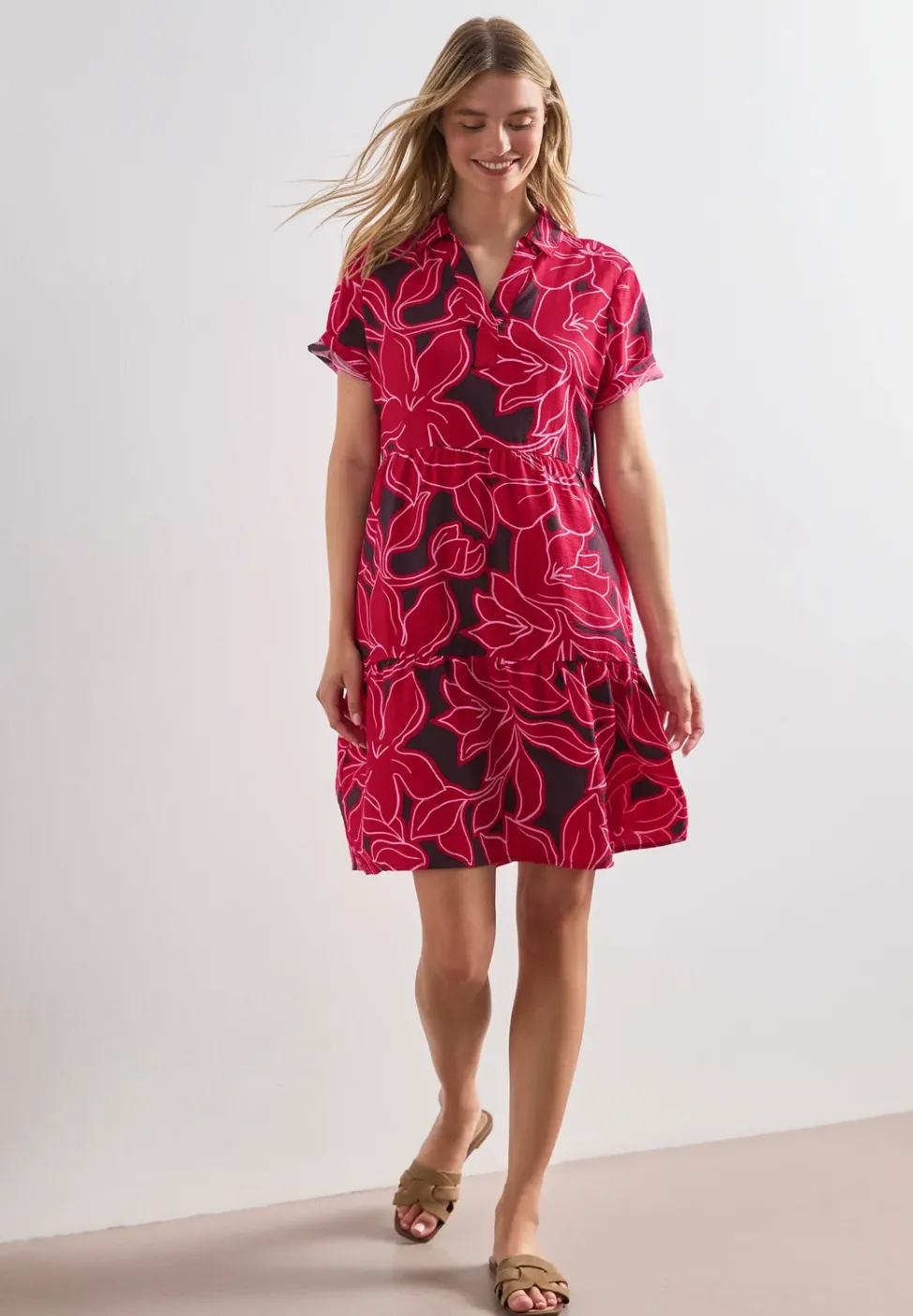 Knielanges Kleid mit Kurzarm und Print