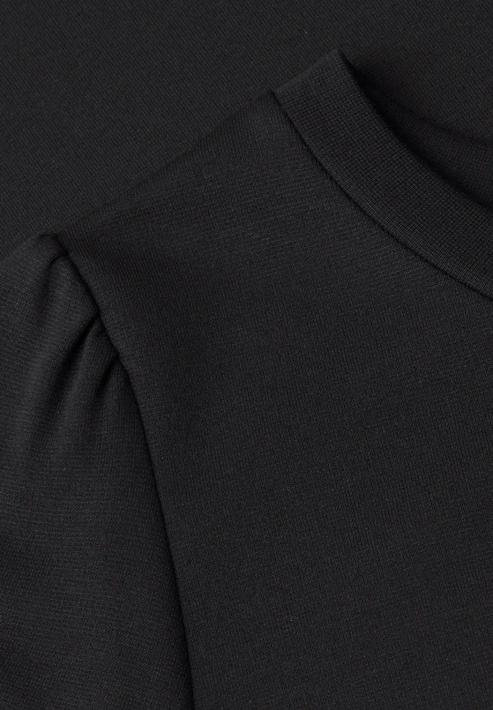 Knielanges Kleid mit Raffung