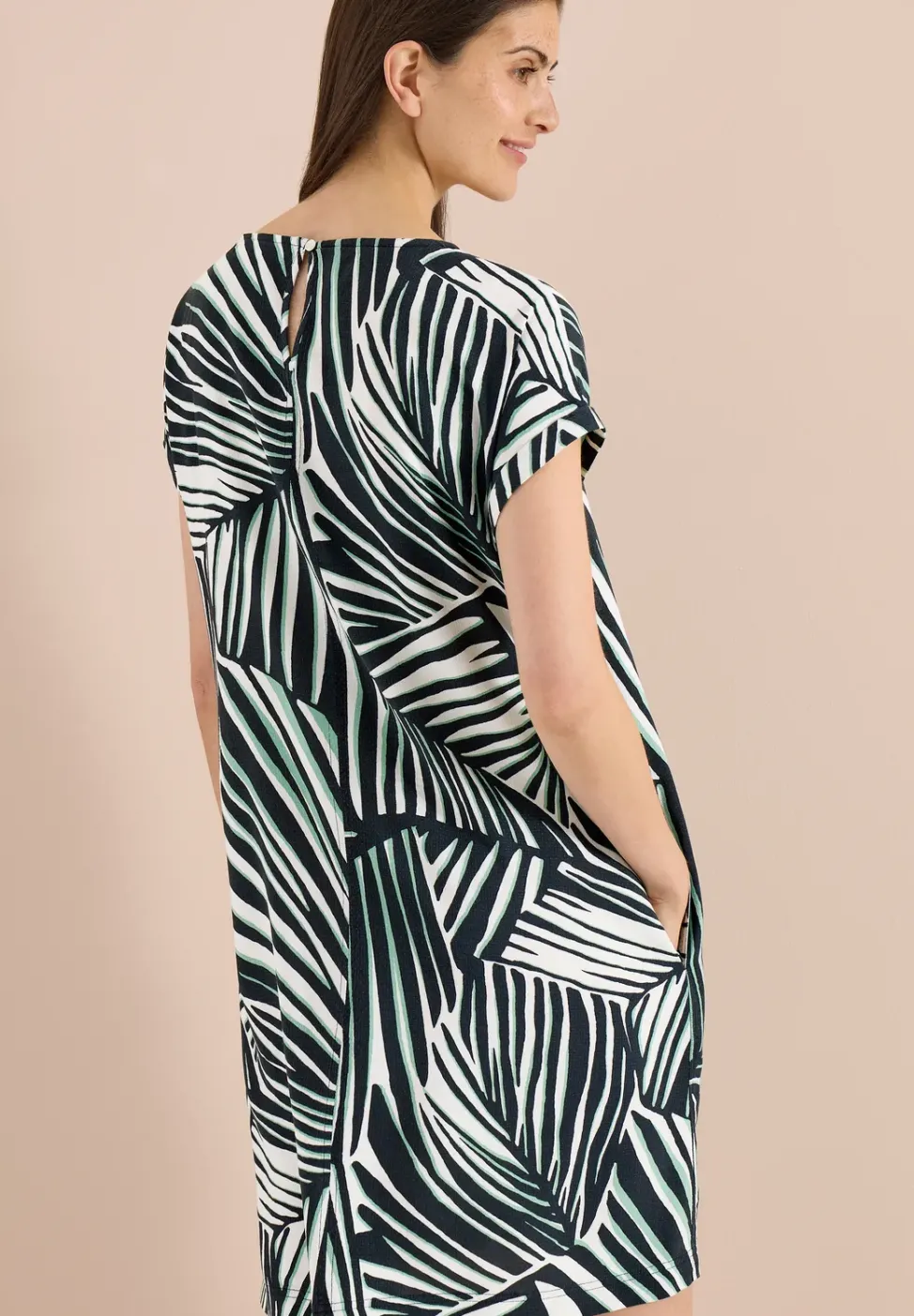 Knielanges Kleid mit Rounded V-Neck