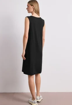 Knielanges Kleid mit Schnallendetail