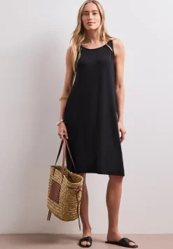 Knielanges Kleid mit Schnallendetail