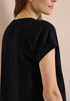 Knielanges Kleid mit Seersuckerstruktur
