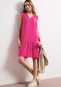 Knielanges Kleid mit Shiffley-Details