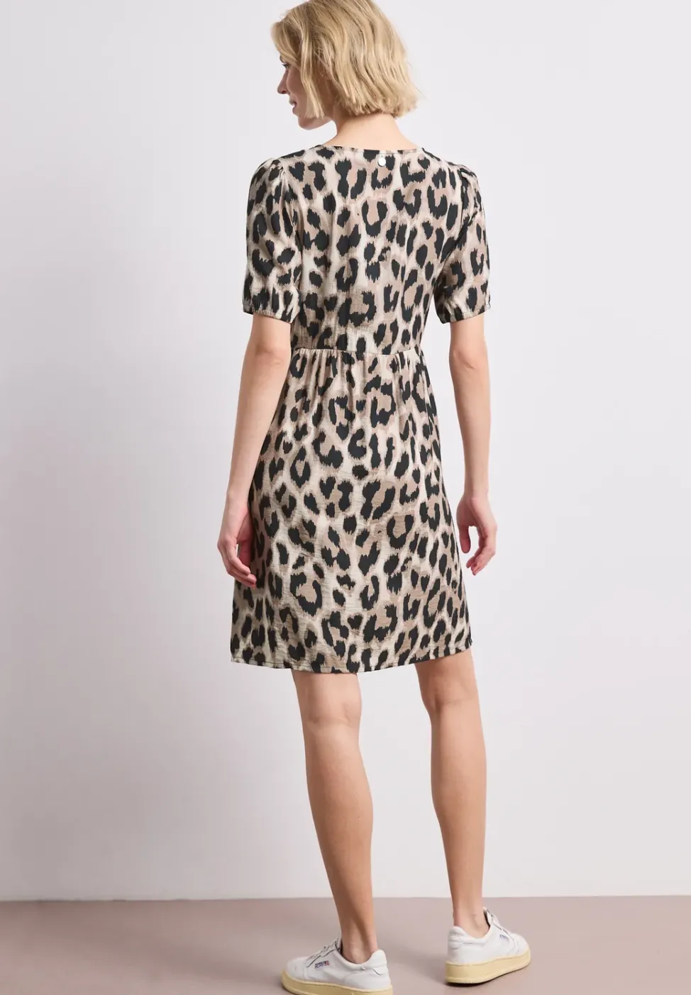 Knielanges Kleid mit Split Neck und Print
