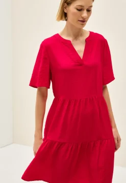 Knielanges Volant-Kleid