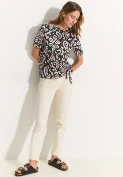 Knotendetail T-Shirt
