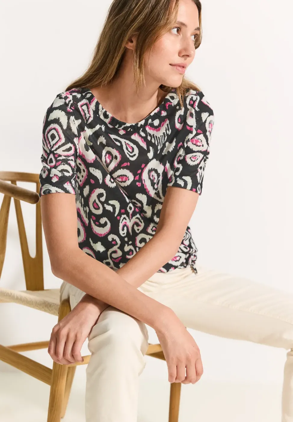 Knotendetail T-Shirt