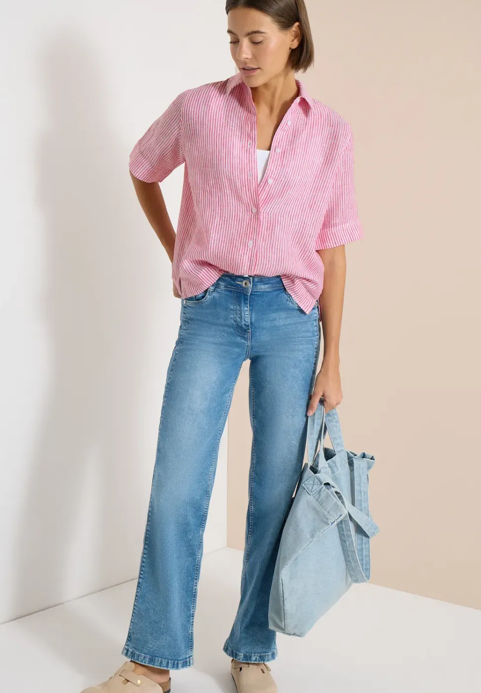 Kurzarm Bluse aus reinem Leinen
