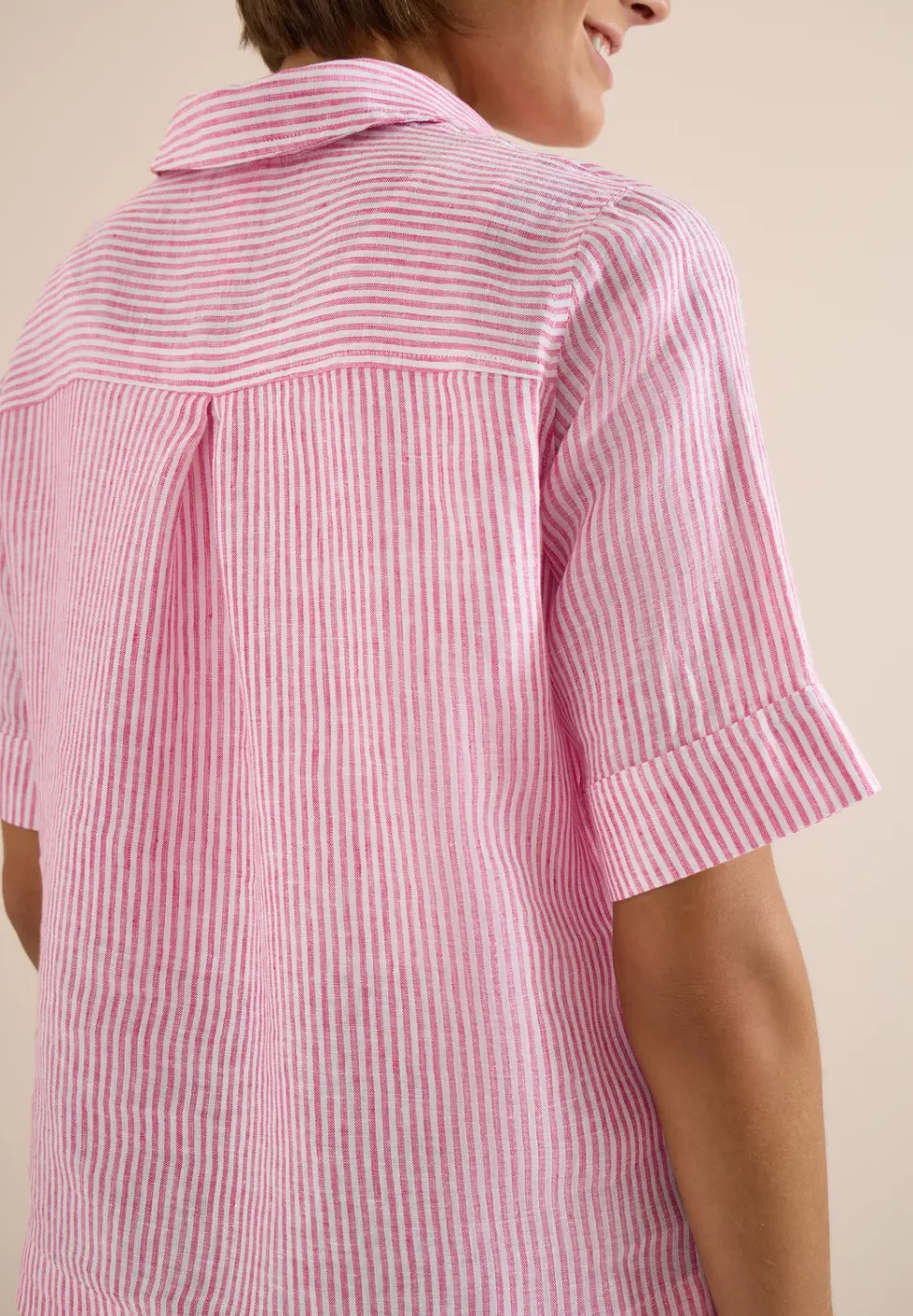 Kurzarm Bluse aus reinem Leinen