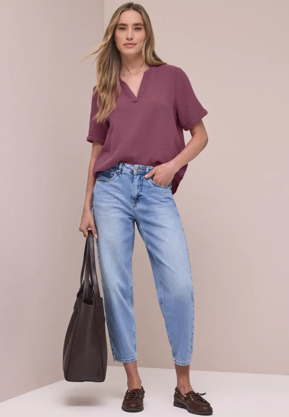 Kurzarm Bluse in Musselinqualität mit Turn-Up
