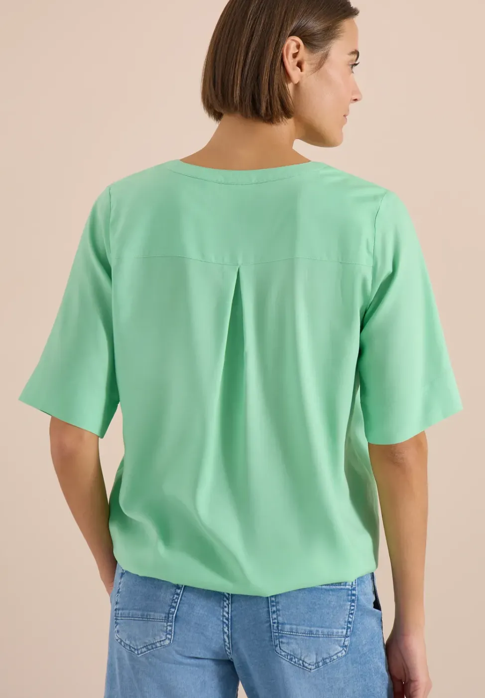 Kurzarm Bluse mit Split Neck