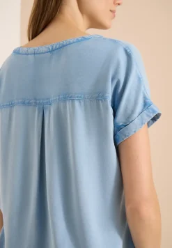 Kurzarm Bluse mit Split Neck in Denim-Optik