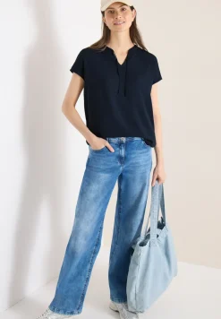 Kurzarm Bluse mit Strukturmix