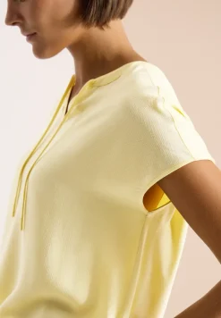 Kurzarm Bluse mit Strukturmix