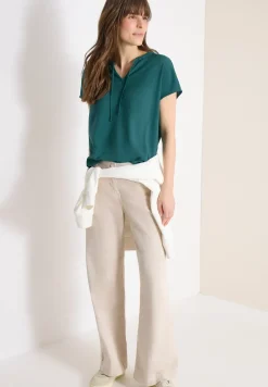 Kurzarm Bluse mit Strukturmix