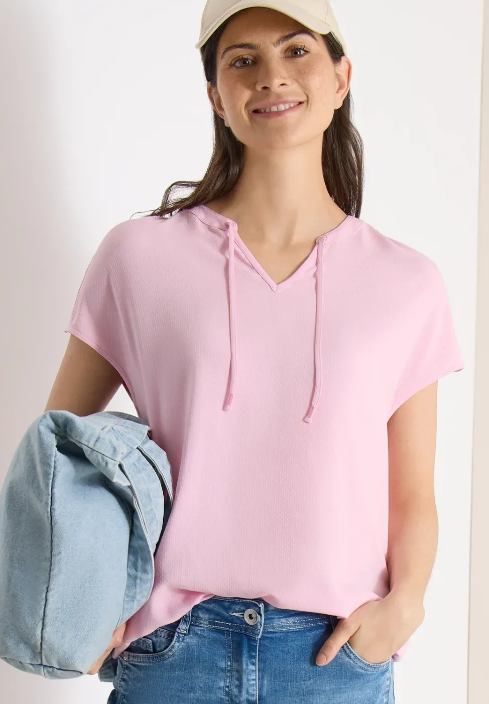 Kurzarm Bluse mit Strukturmix