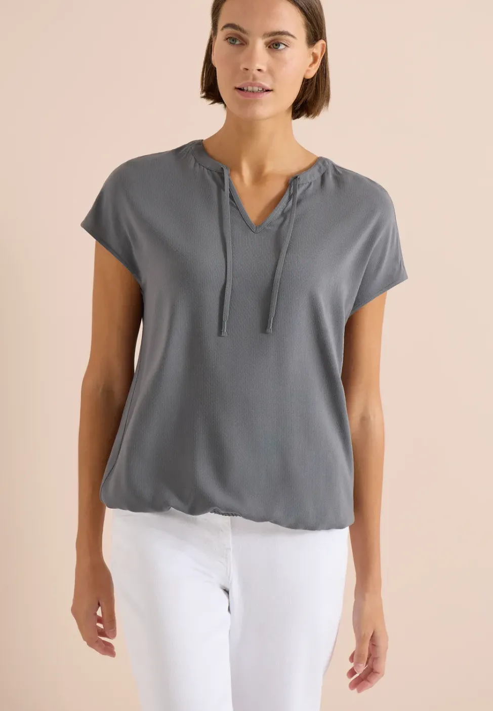 Kurzarm Bluse mit Strukturmix