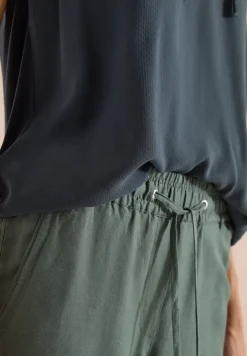 Kurzarm Bluse mit Strukturmix