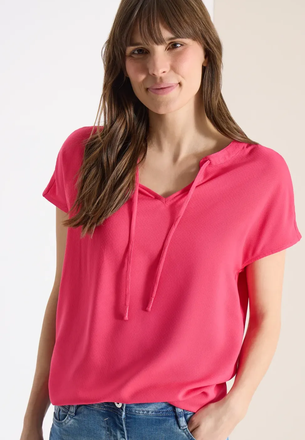 Kurzarm Bluse mit Strukturmix