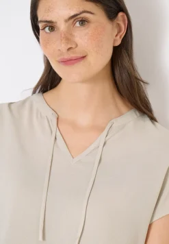 Kurzarm Bluse mit Strukturmix