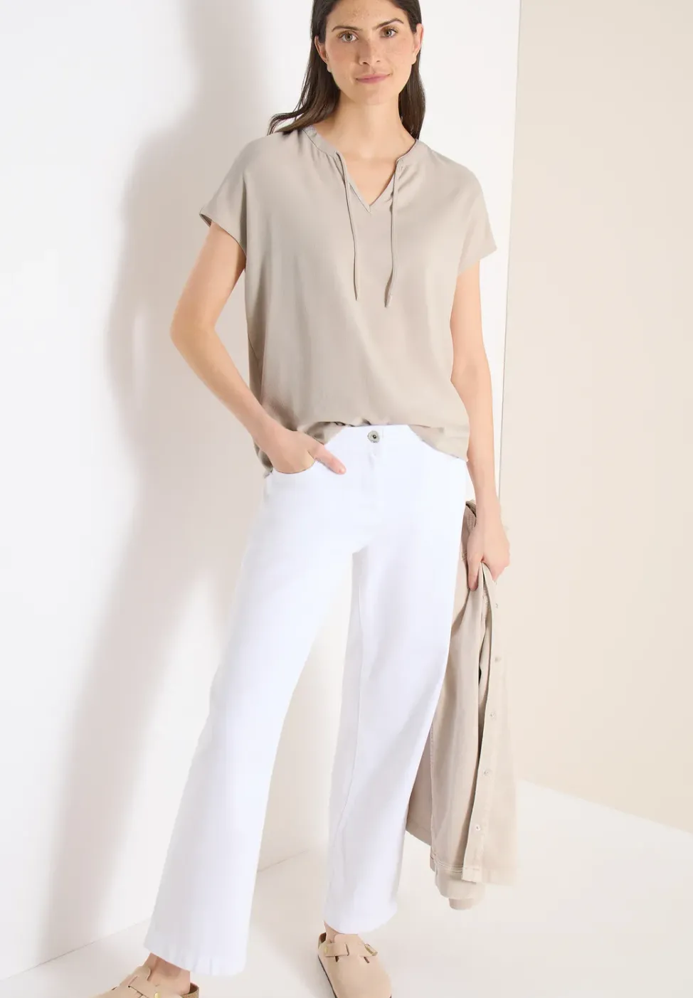 Kurzarm Bluse mit Strukturmix