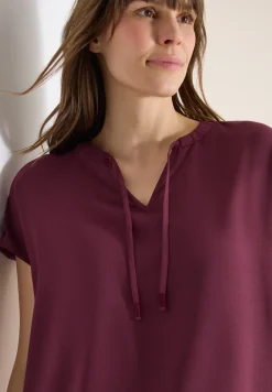 Kurzarm Bluse mit Strukturmix