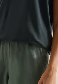 Kurzarm Bluse mit Strukturmix