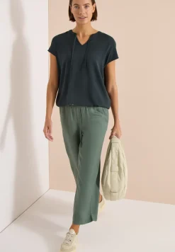 Kurzarm Bluse mit Strukturmix