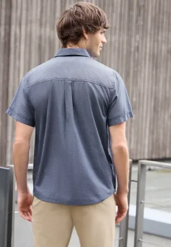 Kurzarm Hemd mit Minimal Print