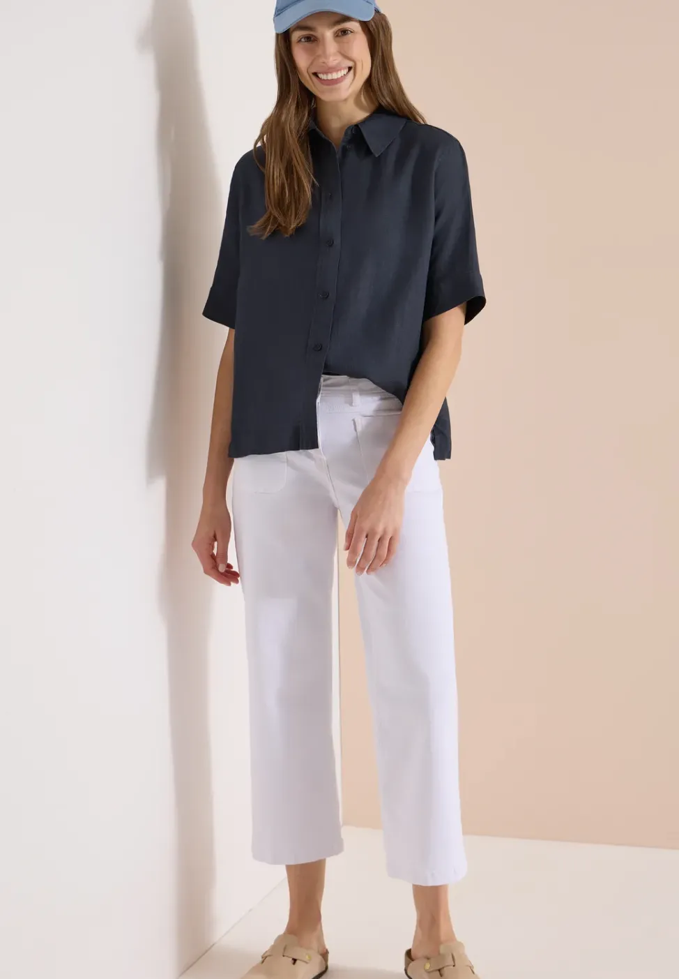 Kurzarm Hemdbluse aus reinem Leinen