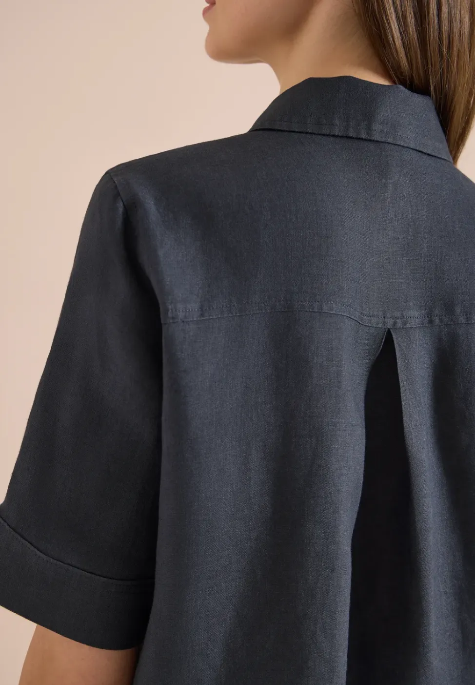 Kurzarm Hemdbluse aus reinem Leinen