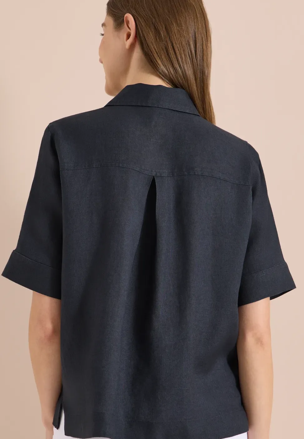 Kurzarm Hemdbluse aus reinem Leinen
