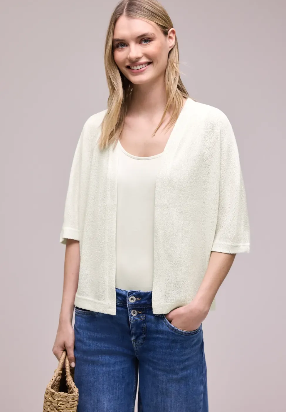 Kurzarm Jacke im Strick-Look mit Glitzer