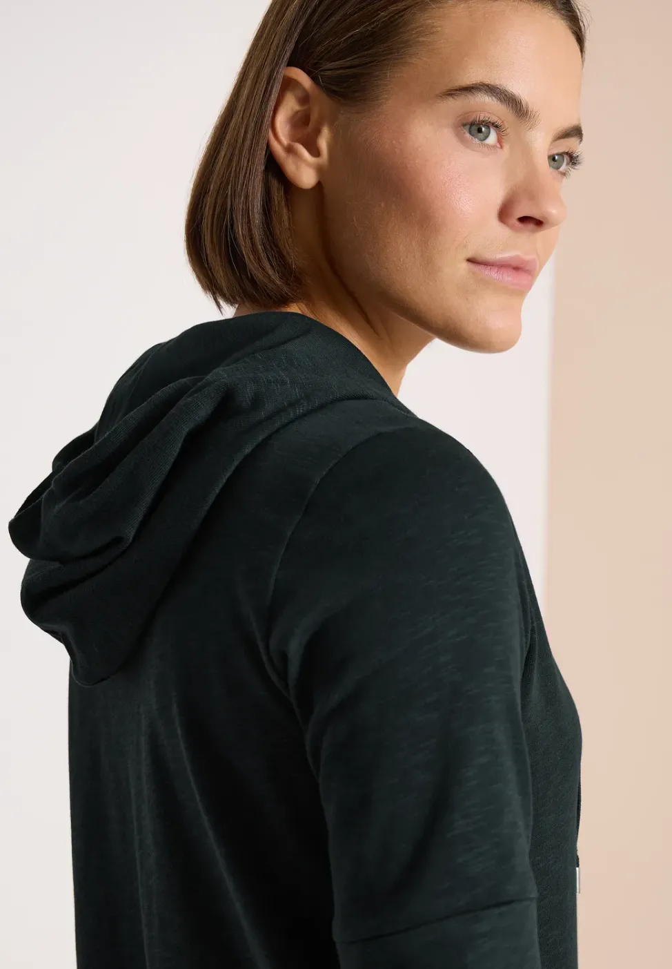 Kurzarm Jacke mit Hoodie und Zipper