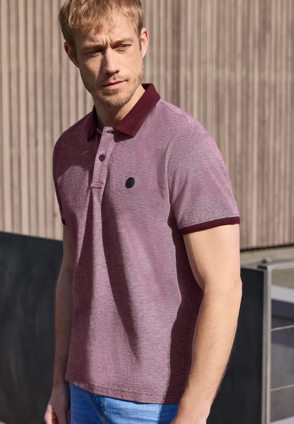 Kurzarm Poloshirt mit Kontrastdetails