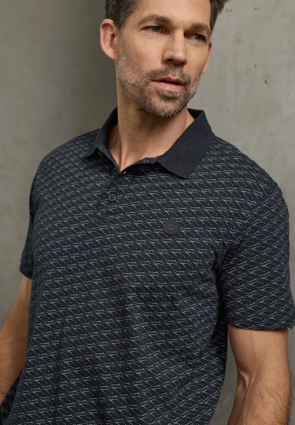 Kurzarm Poloshirt mit Minimal Print