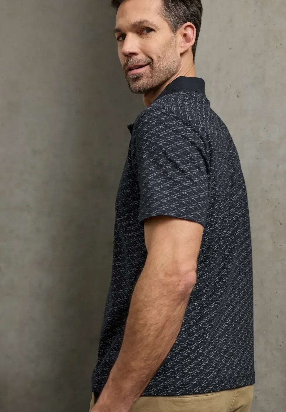 Kurzarm Poloshirt mit Minimal Print