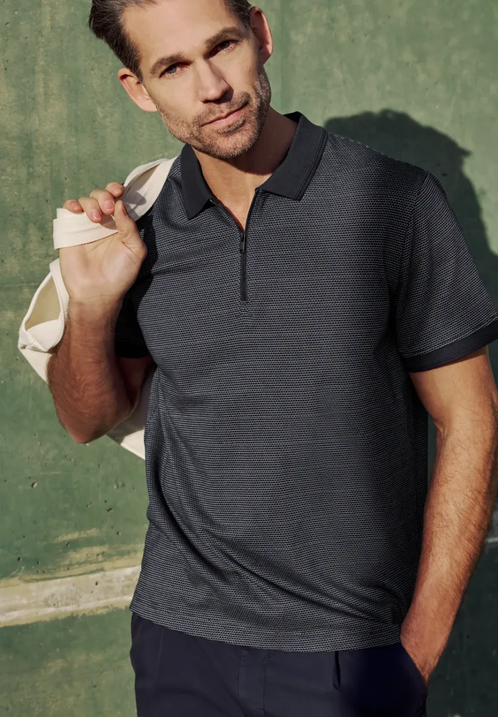 Kurzarm Poloshirt mit Zipperdetail