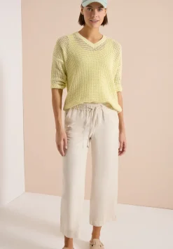 Kurzarm Pullover im Crochet-Look