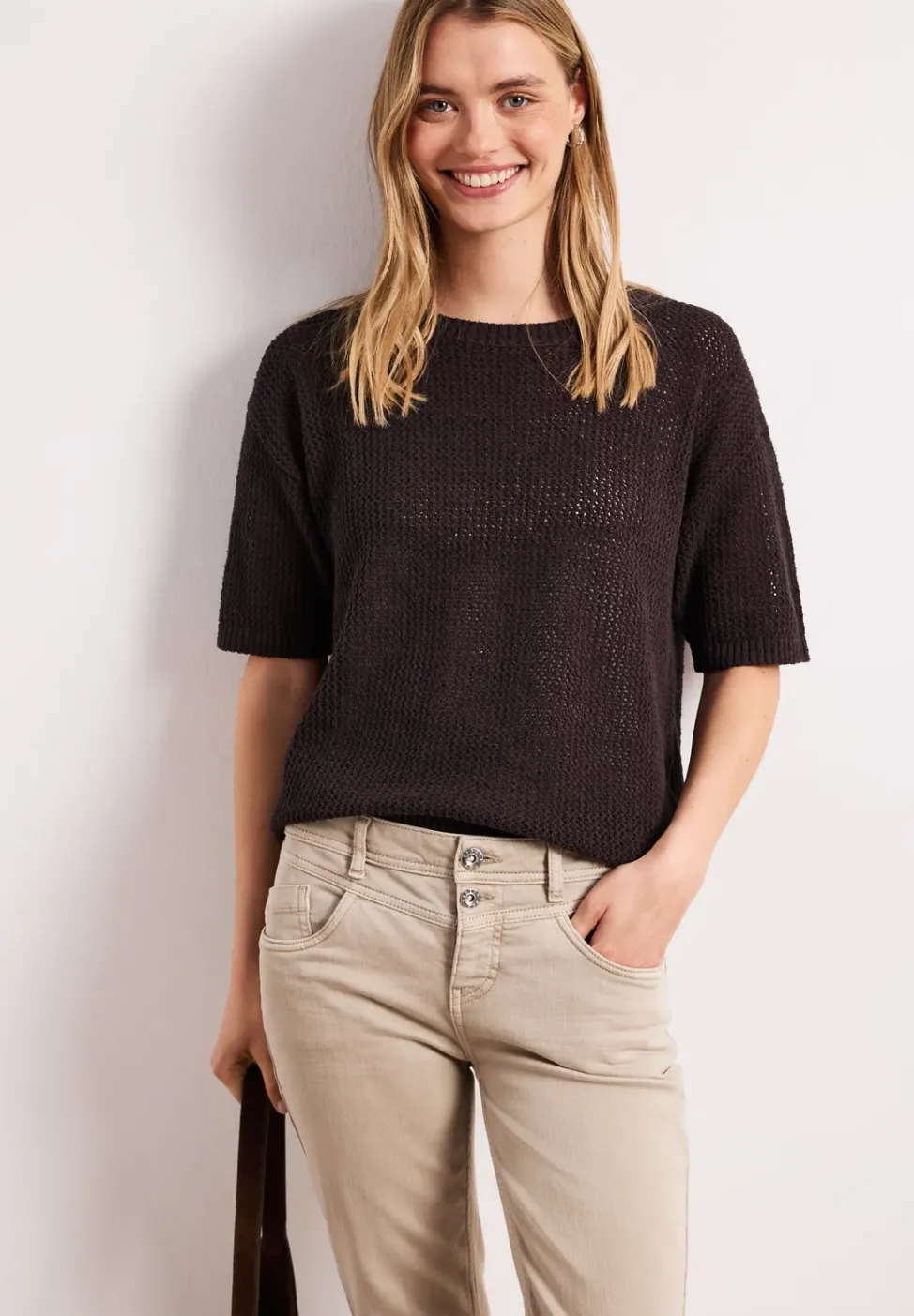Kurzarm Pullover mit Mesh-Struktur