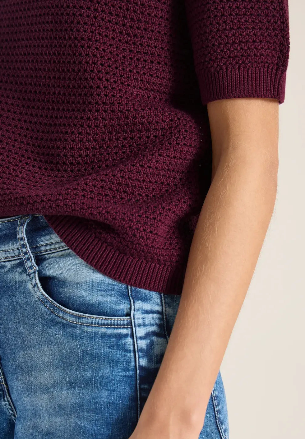 Kurzarm Pullover mit Struktur