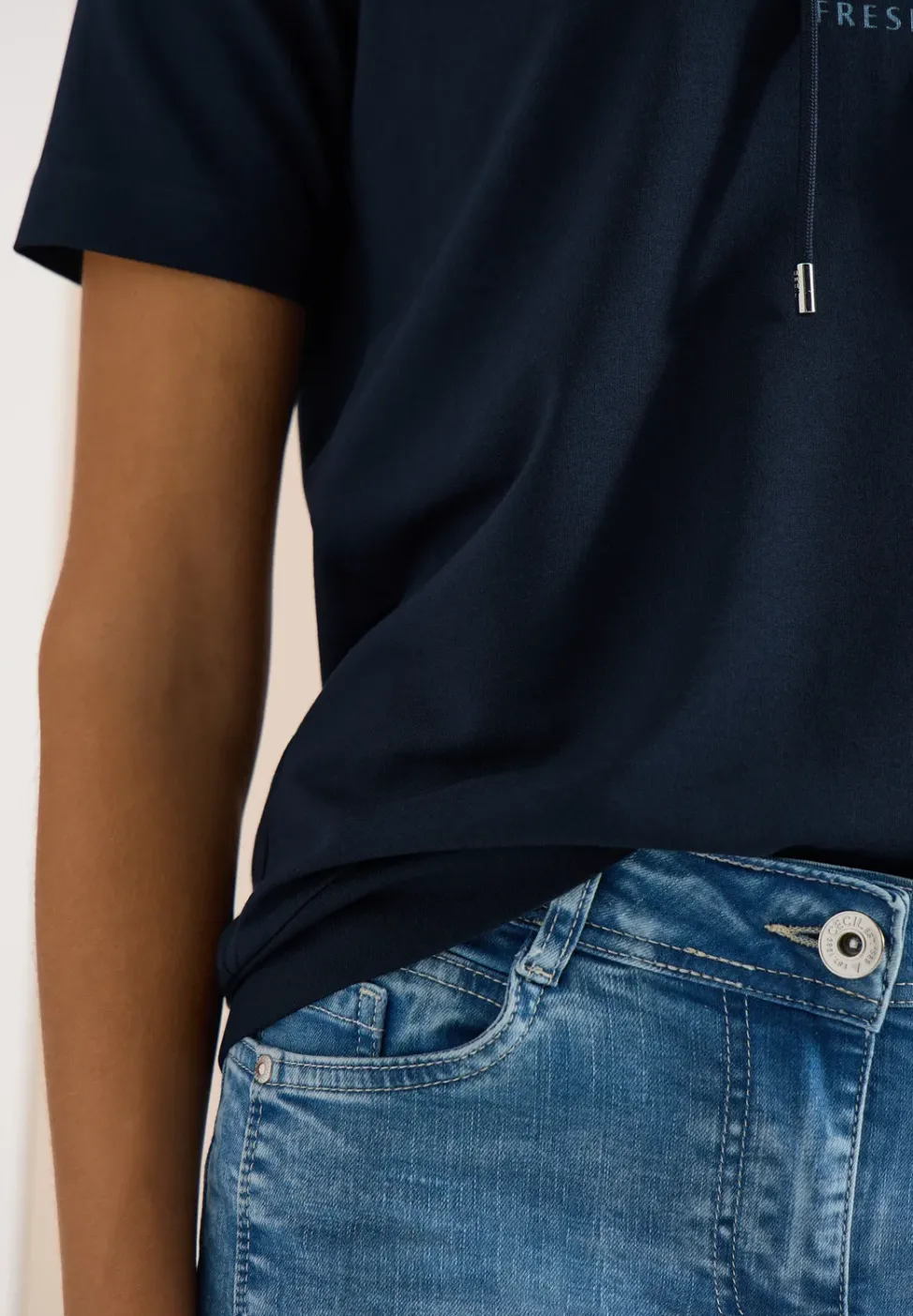 Kurzarm Shirt mit Kapuze und Wording