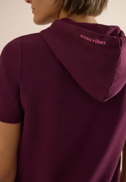 Kurzarm Shirt mit Kapuze und Wording