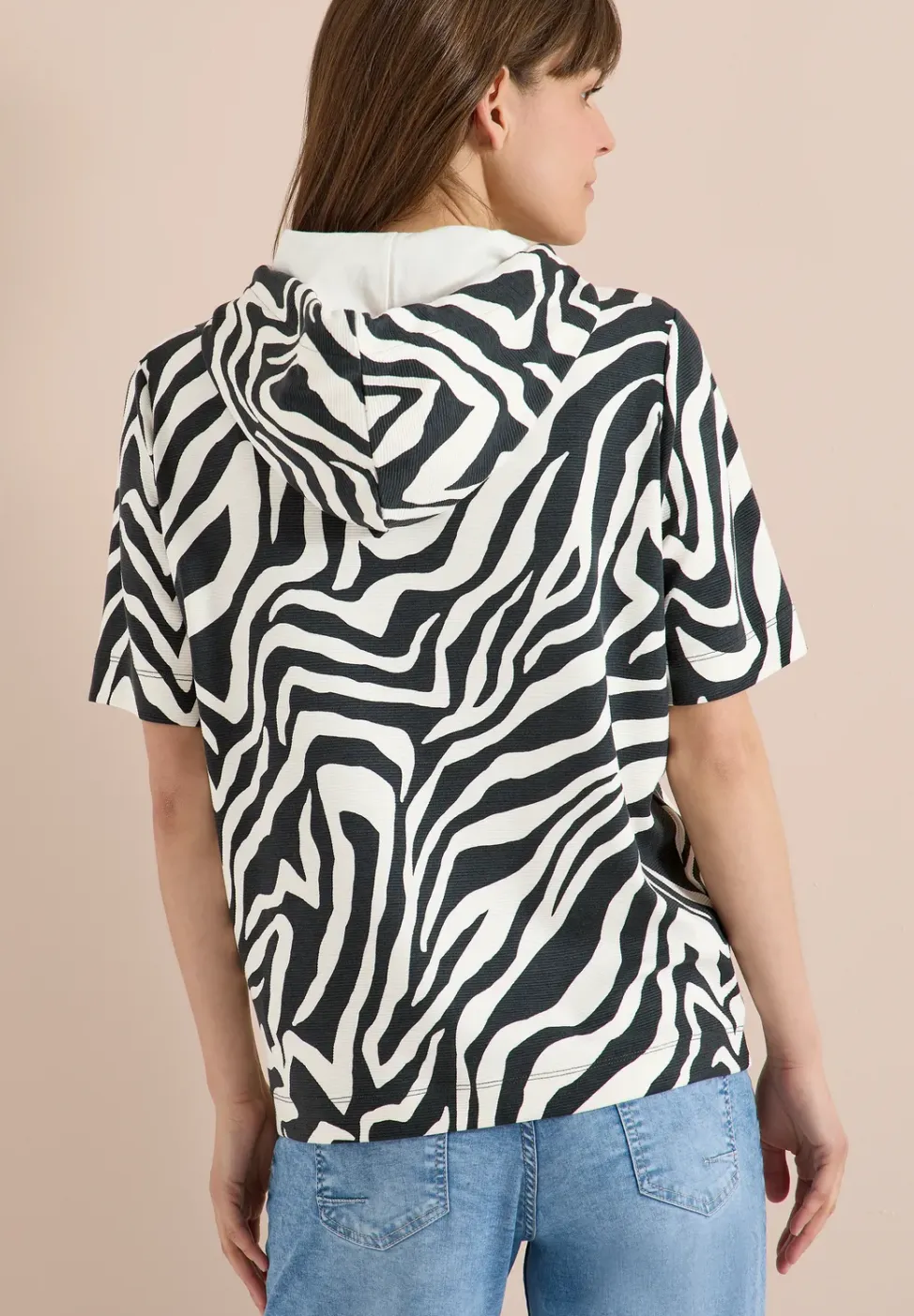 Kurzarm Shirt mit Kapuze und Struktur