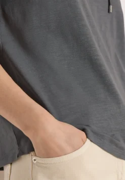 Kurzarm Shirt mit Split Neck