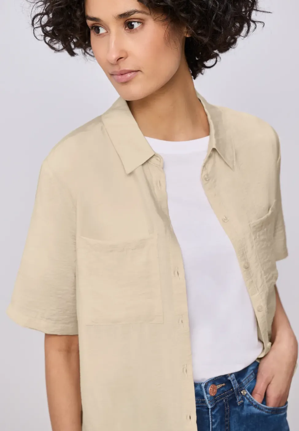 Kurzarm Bluse mit Elastiksaum